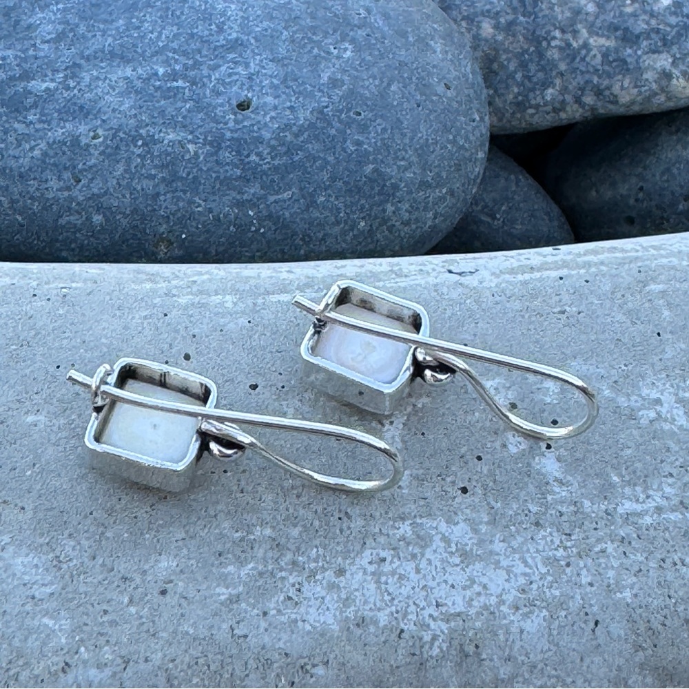 Sundance Pearl EARRINGS sterling Silver freshwater birthstone gemstone gift gem - Picture 7 of 7